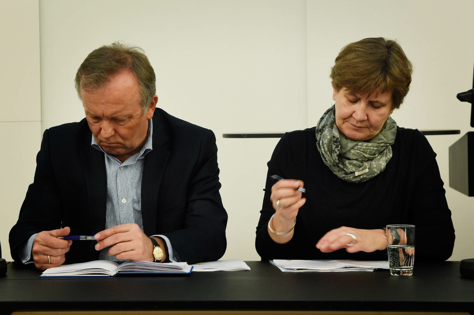 ENIGE I KVELD? Per Kristian Sundnes KS og Mette Nord LO Kommune/Fagforbundet prøver å bli enige om et resultat fredag kveld.