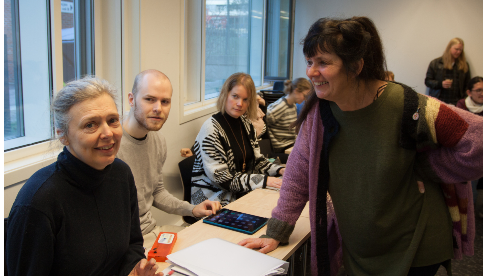Musikkhøgskolen: Fiolinist og fiolinlærer Mari Lerseth (t.v) er blitt student i PPU hos førstelektor Signe Kalsnes.