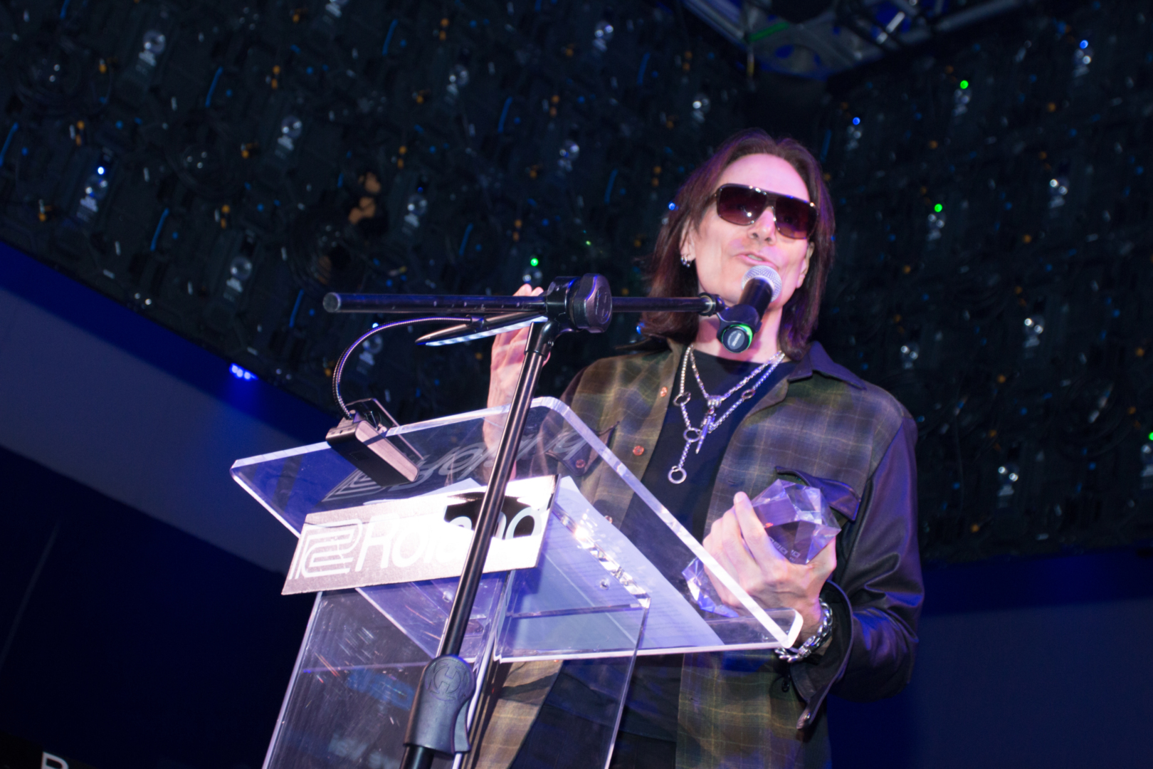 Fikk pris: Både Steve Vai og Thomas Dolby fikk Rolands Lifetime Achievement Award.