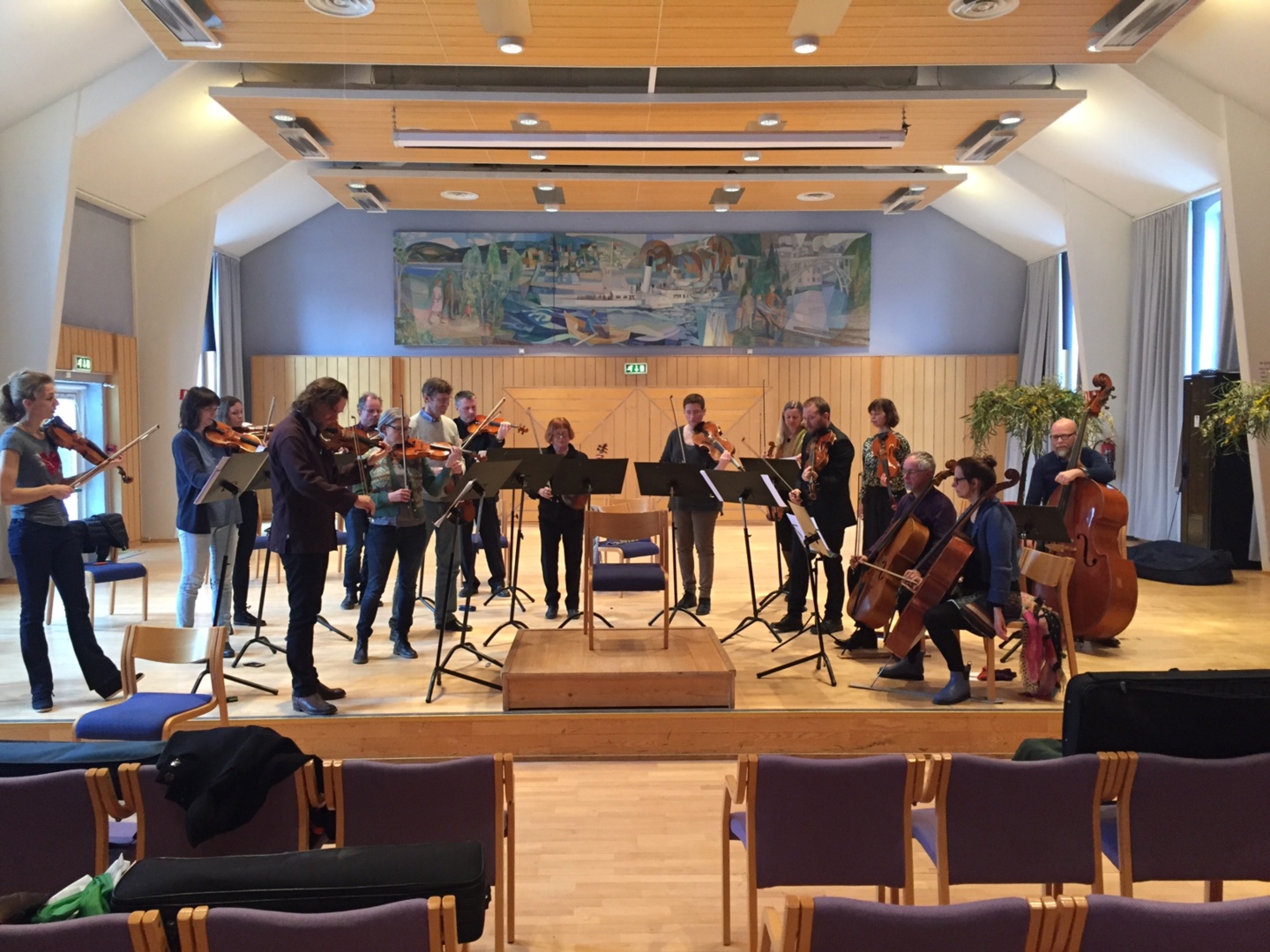 Positiv, tross alt: Sinfonietta Innlandet (bildet) har hatt god utvikling på tross av frilansorganisering, sier daglig leder Aagot Stoltz Meyer, og avviser ikke den foreslåtte musikkmodellen.