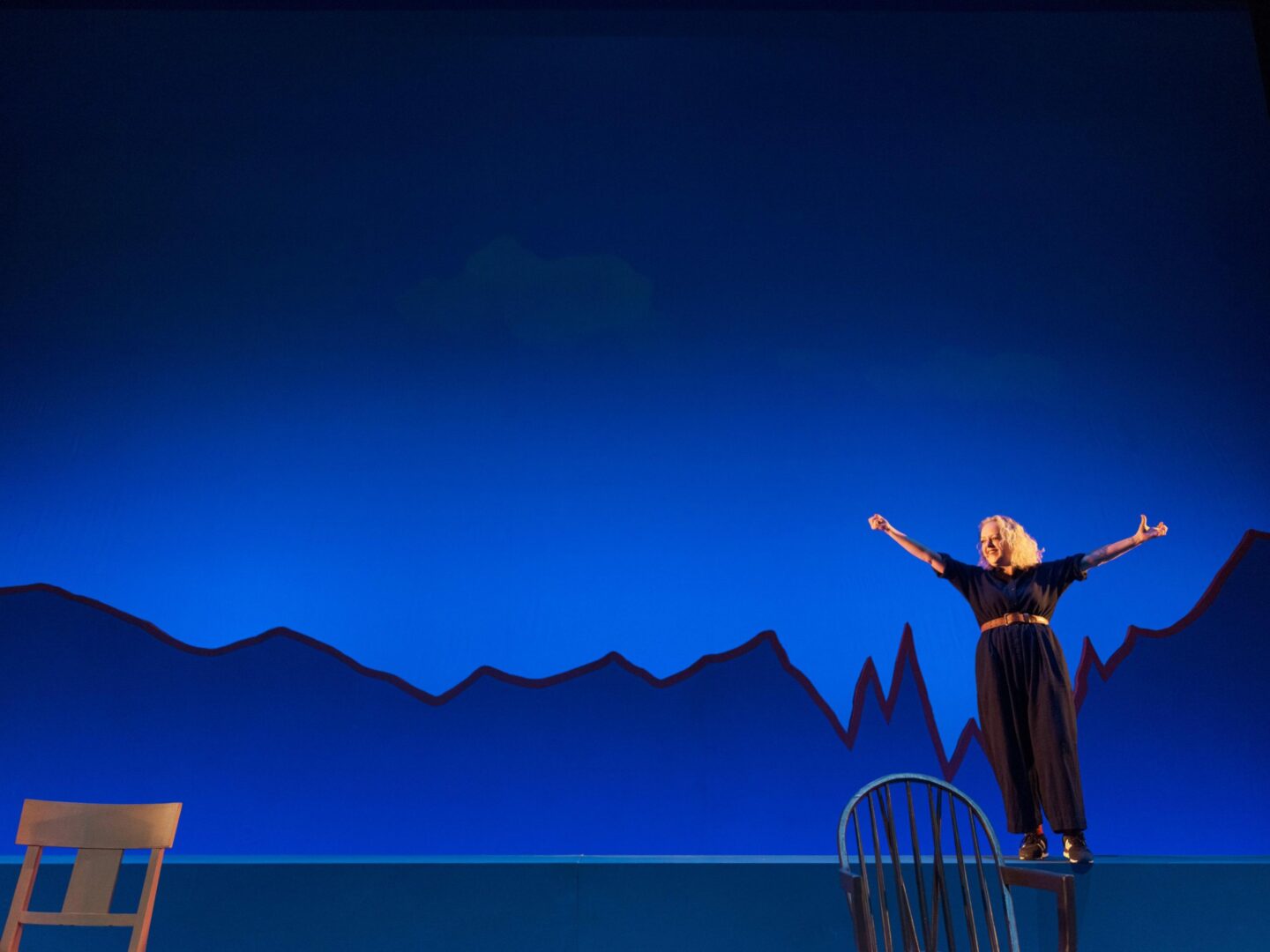MANGFOLDSSTØTTE: Trøndelag Teater er blant dem som får støtte til mangfolds- og integreringstiltak. Her ser vi Marianne Meløy i stykket «Bunnlinjan», med musikk av Trygve Brøske, regi av Ivar Tindberg, og lys- og videodesign av Tommy Geving.