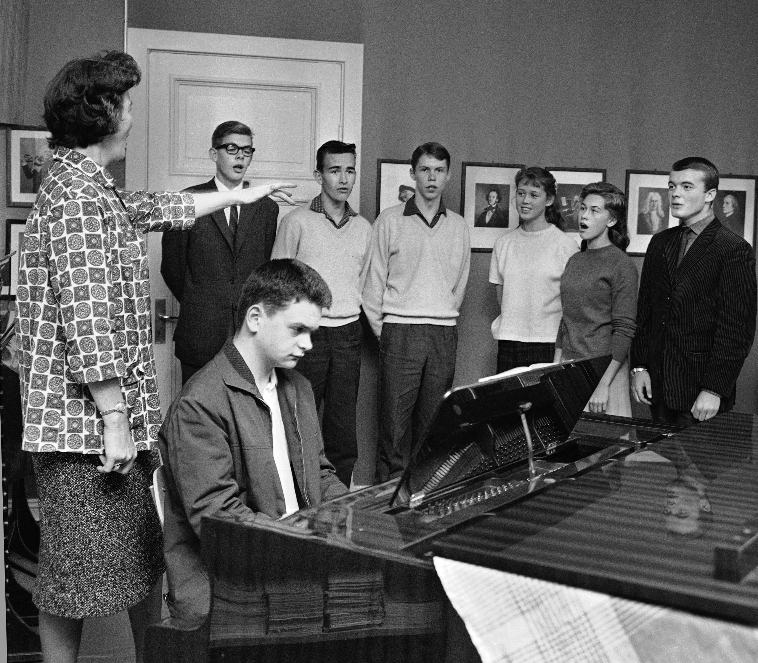 korsang i musikkrommet på Hartvig Nissens skole.